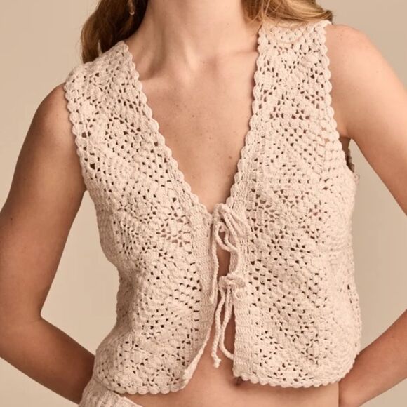 Lucky Brand XL Blush Pink Square Crochet Front Tie Cropped Festival Vest - Picture 5 of 15